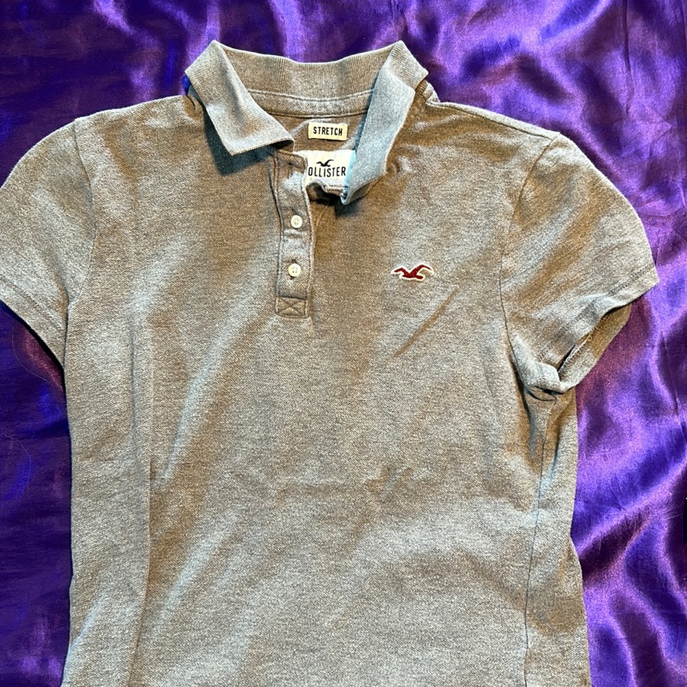 Grey collared Hollister shirt